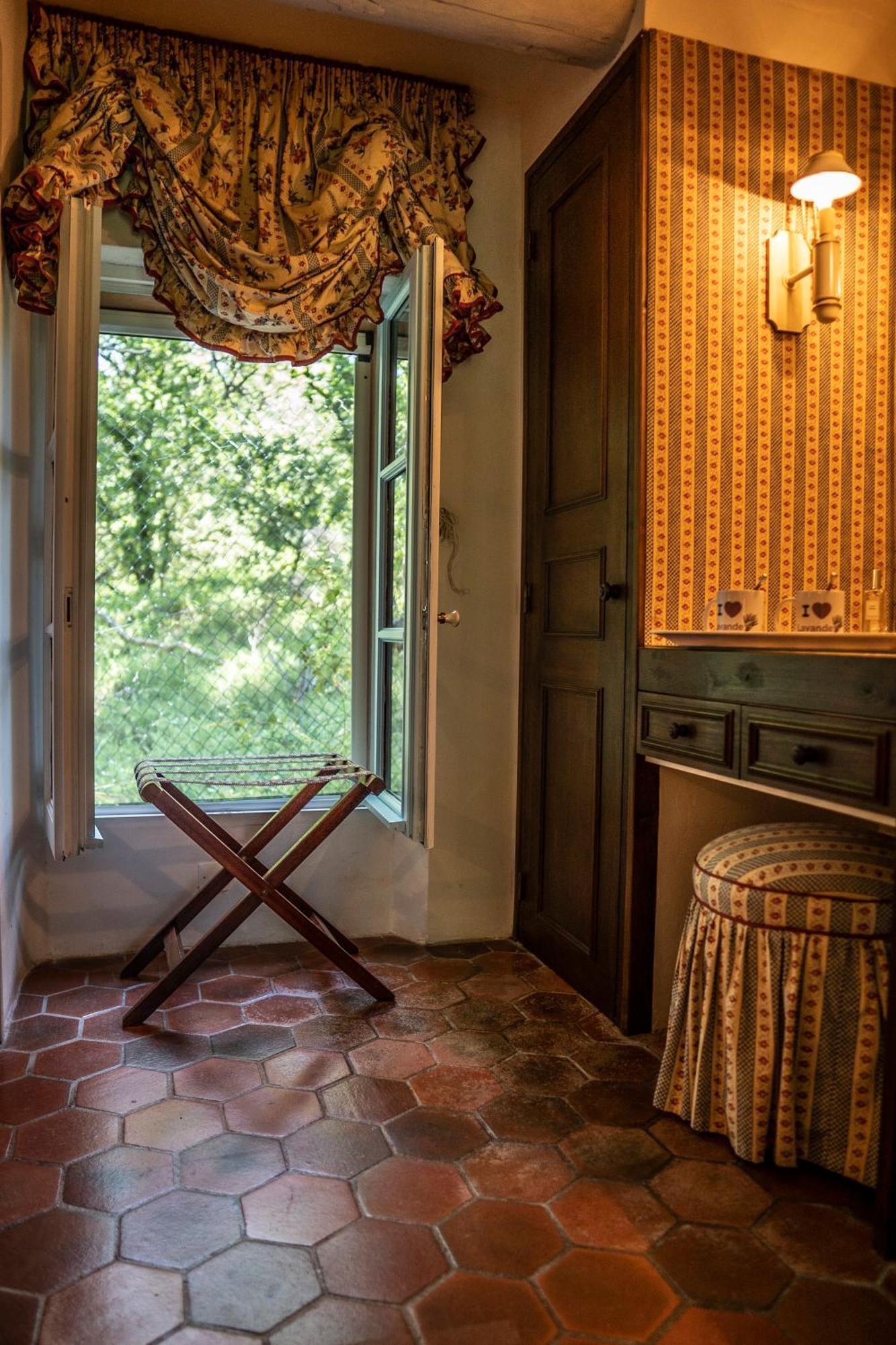 Domaine Des Tilleuls D'Or Saint-Cézaire-sur-Siagne Pokój zdjęcie